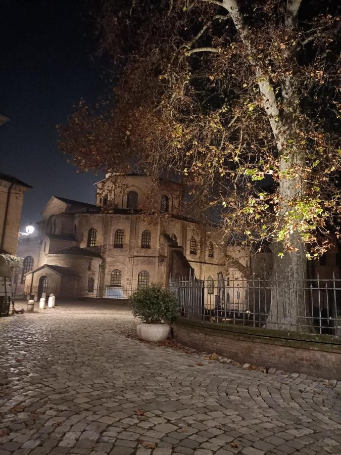 Bed and Breakfast Bb Letterario Ravenna Exterior foto
